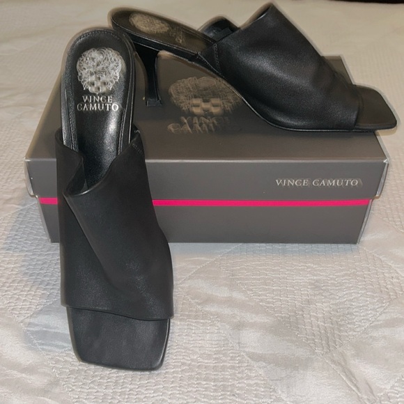 Vince Camuto Shoes - Women Leather Sandal